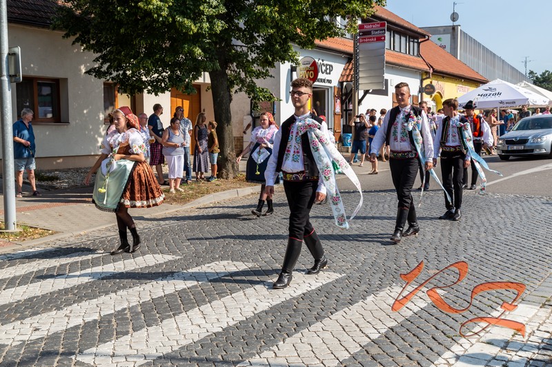  MG 1027